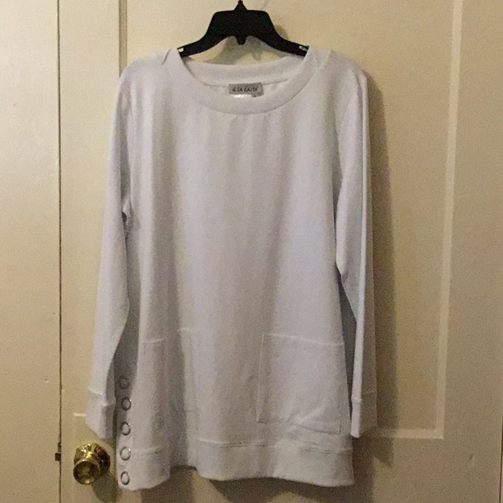 a’ la carte Women’s Sweatshirt